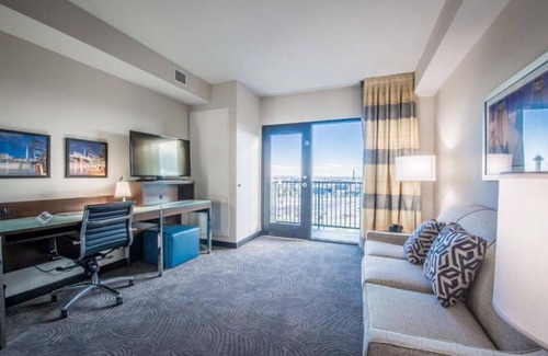 Highland House | Discover Downtown Denver