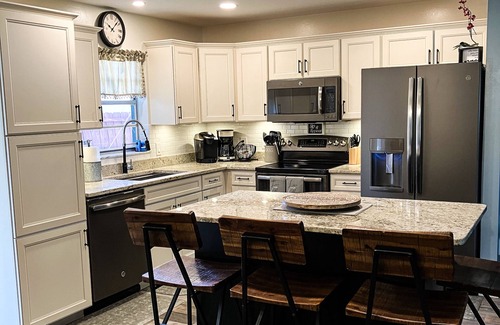 Jensen Beach House | Discover Jensen Beach charm, just an 10-min drive to Jensen Beach and Stuart