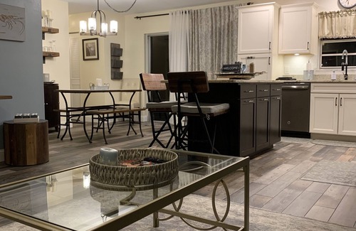 Jensen Beach House | Discover Jensen Beach charm, just an 10-min drive to Jensen Beach and Stuart