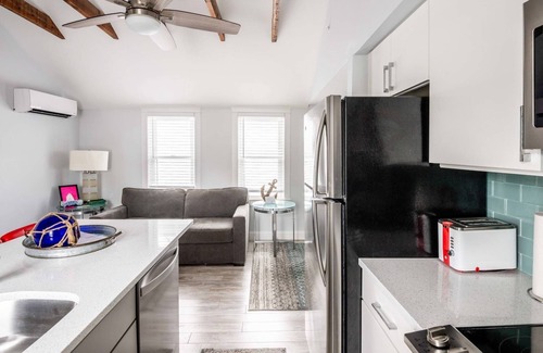 Kennebunkport House | Discover Kennebunk charm near Dock Square