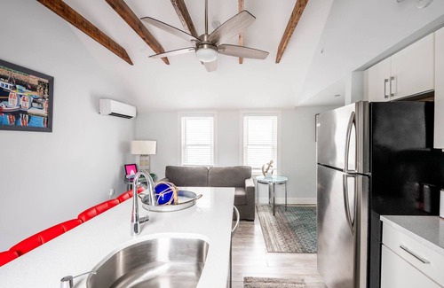 Kennebunkport House | Discover Kennebunk charm near Dock Square