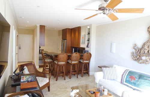 West Beach Village Villa | Discover Kiawah and Fall in Love! OCEANFRONT VILLA