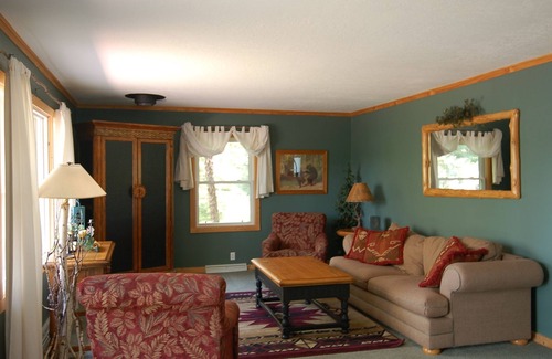 Birchwood Cabin | Discover Lone Pine: The Perfect Space for Families