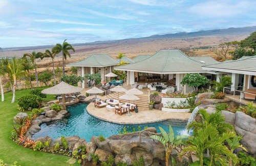 Kamuela House | Discover Mauna Kea Resort luxury Villa with private pool
