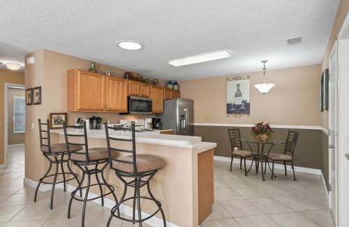 The Villages Villa | Discover Relaxation and Fun in a Charming Patio Villa with a Golf Cart!