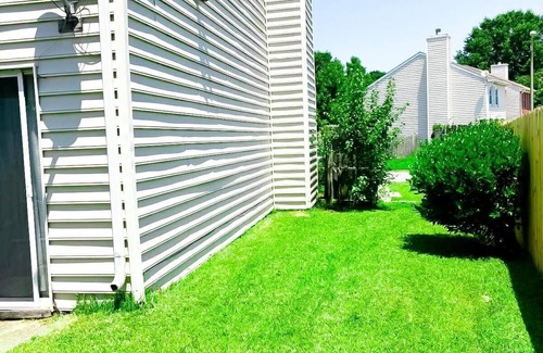 Norfolk - Virginia Beach House | Discover Serenity at Ocean Breeze Haven: Your Perfect Retreat in Virginia Beachn