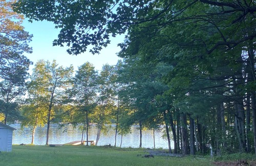 Tomahawk Cabin | Discover serenity in Wisconsin- stay at our spacious 4-bedroom cabin