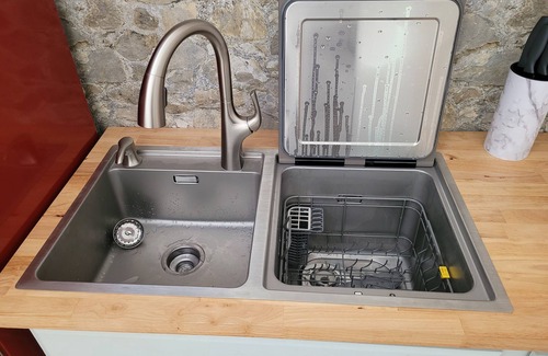 Milledgeville RV Rental | Discover Solitude in Unique Geodome on a Vast Woodland Estate