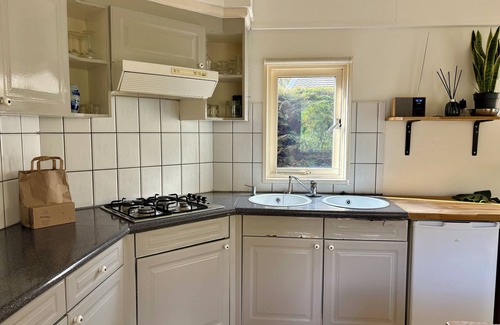 Municipality of Harderwijk House | Discover the Basic Retro and enjoy this unique accommodation with its own style and layout, perfect for a party of up to 4 people.