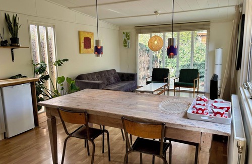 Municipality of Harderwijk House | Discover the Basic Retro and enjoy this unique accommodation with its own style and layout, perfect for a party of up to 4 people.