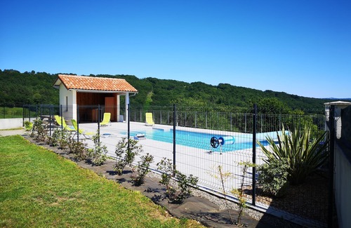 Belmont-Bretenoux Villa | Discover the lot: its nature, its castles, its gastronomy, its calm, its sports