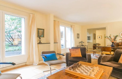 Les Iles Apartment | DISCOVER THE ILE SAINT-LOUIS, PARIS’ TREASURE ISLAND-A RARE GARDEN APARTMENT!