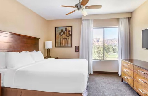 Oak Creek Resort | Discover the Magic of Sedona at Ridge on Sedona, A Hilton Vacation Club -1 Bd.