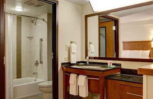 Dublin House | Discover the sights and sounds of San Francisco !