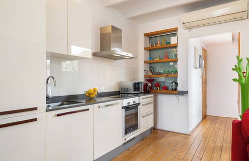Sants Apartment | Discover this charming and modern 1-bedroom apartment with private terrace
