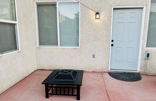 Turlock House | Discover Turlock charm near California State University