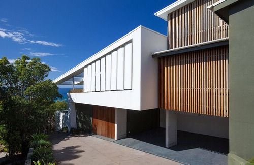 Sunshine Coast House | Discover ultimate luxury at this award-winning architectural masterpiece.