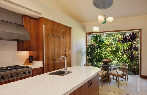 Kaupulehu House | Discover Your Sanctuary ~ Hualalai ~ Infinity Pool ~ Concierge ~ FESTIVE SPECIAL