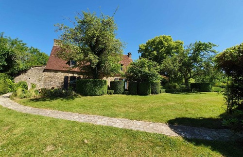 Sarlat-la-Caneda House | Discreet manor house for 13 guests (tennis/pool/cinema lounge/35-hour service)