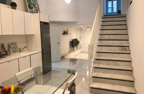 Triana Apartment | Disfruta Sevilla desde Triana junto al río