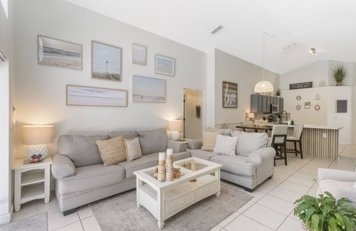 Indian Point House | Disney Hideaway Retreat