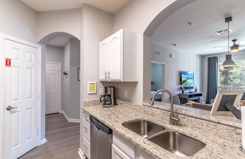 Windsor Hills Condo | Disney Nearby! Updated Condo with Modern Appliances