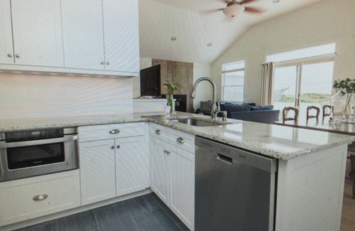 Montauk House | Ditch Plains , Montauk Beauty Ocean View Steps from Beach