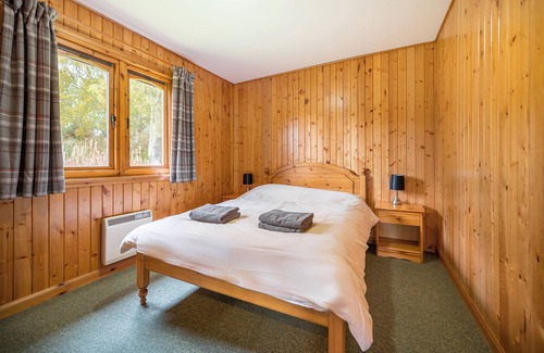 Glen Urquhart Cabin | Divach Lodge @ Lochletter Lodges. A 3 bedroom lodges in beautiful Glen Urquhart.