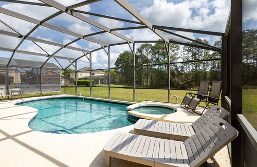 Watersong House | Diva’s Villa at Watersong – Chic Resort Home for 10 w/Private Pool & Hot Tub!
