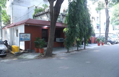 Sarita Vihar Apartment | Divine India Service Apartment 3Bhk,B57 Sarita Vihar,Apollo