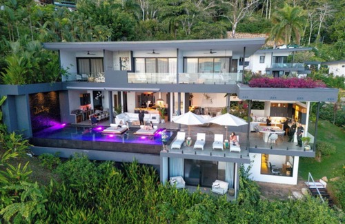 Dominical Villa | Divinity Costa Rica 🌴 Private ALL Inclusive ⭐ 5 Luxury Suites, Chefs/Mixologist