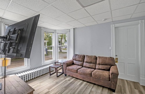 Oneonta Apartment | Division Champs 2 - All Star Baseball Rentals