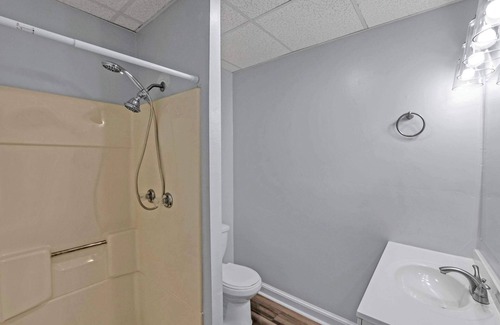 Oneonta Apartment | Division Champs 2 - All Star Baseball Rentals