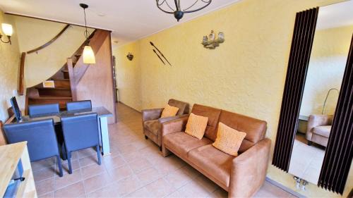 Domburg House | DJJ02 - El Camino, gezellige woning in mexicaans-afrikaanse sferen