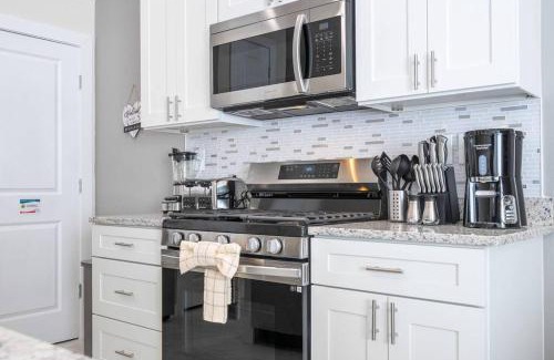 West Kissimmee House | DLuxx Vacation Home 3 milles from Disney 7570