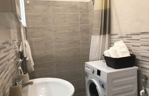 Anzio Apartment | DMC Residence - The little house