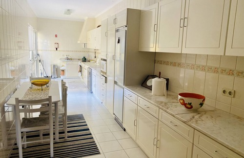 Ponta Delgada Villa | DMCharme Guesthouse, comfort in the center of Ponta Delgada