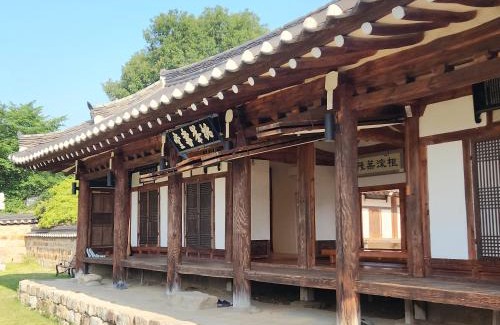 Gyeongju House | Dobong Seodang