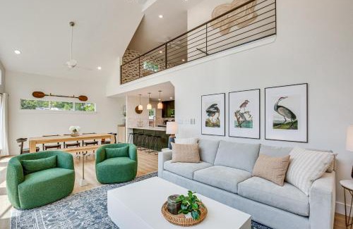 Cedar Creek Reservoir House | Dock and Fire Pit Cedar Creek Lakefront Retreat!