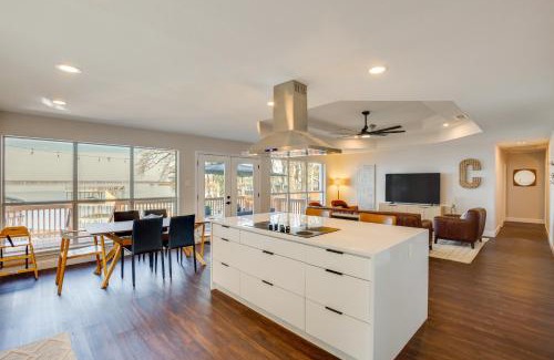 Gun Barrel City House | Dock and Fire Pit Lakefront Gun Barrel City Getaway