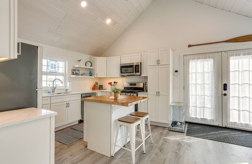 Ashville House | Dock, Deck & Fire Pit! Chautauqua Lake Retreat