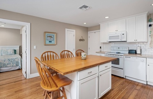 Key Allegro House | Dock Holiday ~ Amazing Casa Allegro First Floor Condo