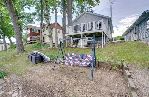 Bronson House | Dock & Kayak - Waterfront Retreat on Gilead Lake!