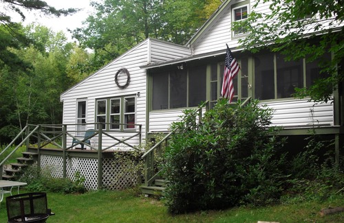 Monterey House | Dock on Lake Garfield, 10 min to Butternut, Wifi, So Fun!