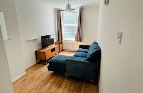 Tower Hill Apartment | Dockside 1-Bed by Tower Bridge