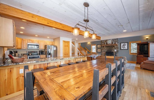 Thayerville House | Dockside Bliss w/Hot Tub, Fire Pit & Big Deck