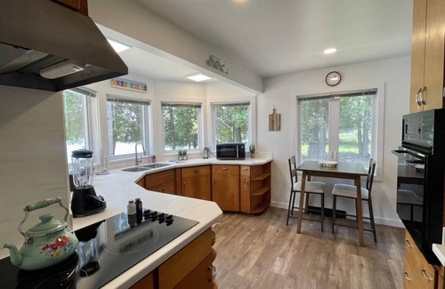 Drummond House | Dockside on Drummond Island