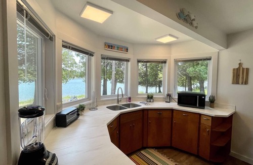 Drummond House | Dockside on Drummond Island