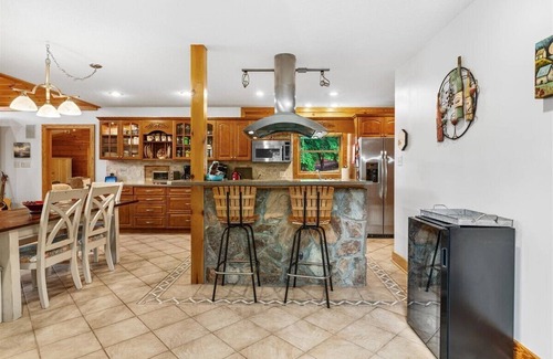 Bracey House | Docksology | Log Cabin Retreat | Sleeps 21