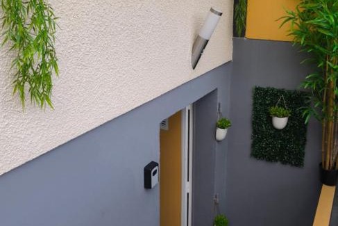 Montry Apartment | Dodo tropic